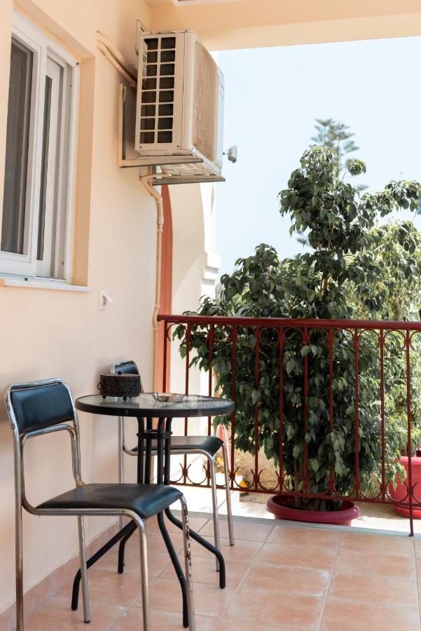 Kosta'S Apartments วอนิตซา ภายนอก รูปภาพ